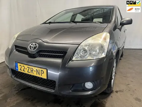 Toyota Verso 1.8 VVT-i Sol - Motormanagement Brandt -Schade