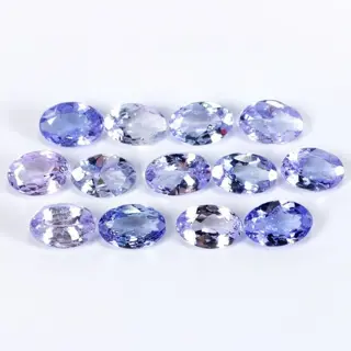 13 pcs- Geen reserve - Tanzaniet - 5.21 ct