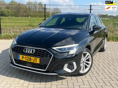 Audi A3 Sportback 30 TFSI Advanced edition | 1ste Eigenaar| Carplay | Navi |