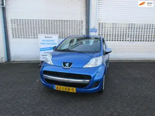 Peugeot 107 1.0-12V XR