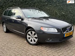 Volvo V70 2.0 D3 Summum | Leder | Xenon | Trekhaak