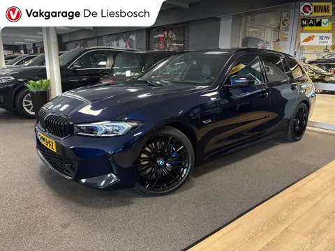 BMW 3-serie 320e M-pakket/pano/leer/head up/harman kardon/orig ned/eerste eigenaar