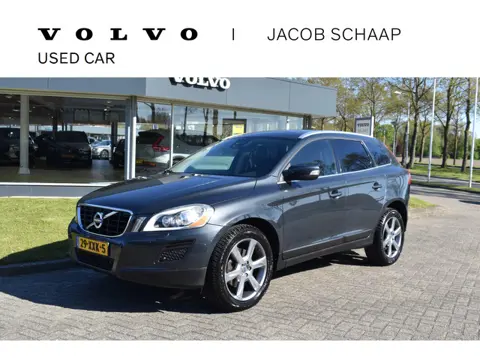 Volvo XC60 2.4 D5 AWD 215PK Automaat Summum | 5-cilinder | Leer | Panorama dak | Trekhaak |