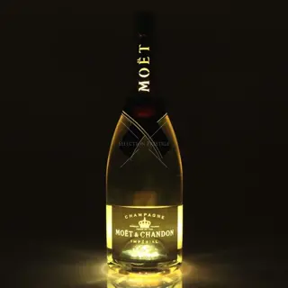 Moët &amp; Chandon Impérial Gold Light Ltd Ed. - Champagne