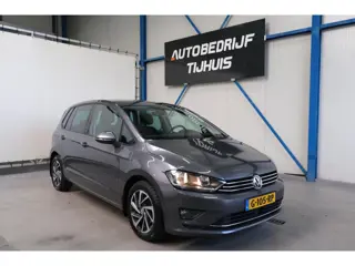 Volkswagen Golf Sportsvan 1.2 TSI Highline Automaat - Airco, Cruise, Navi, PDC, Trekhaak