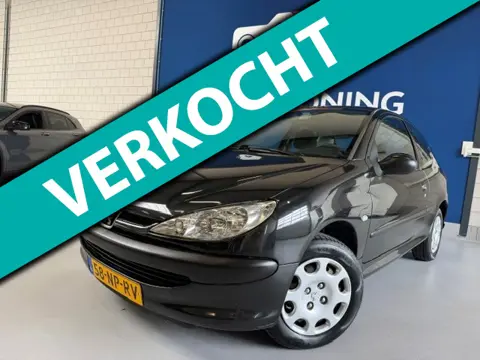 Peugeot 206 1.4 XR / bj.2004 / kleur: zwart / 1e eigenaar / NAP met 138979 km.en APK tot 03/2027 / s