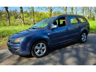 Ford Focus Wagon 1.6-16V - Airco - APK T/M 22-04-2027 - Navi