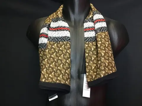 Burberry - Mousseline soie transparente - Sjaal