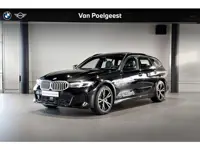 BMW 3 Serie Touring 330e xDrive | M Sport | Glazen Panoramadak | Stoelverwarming | Comfort Access | 