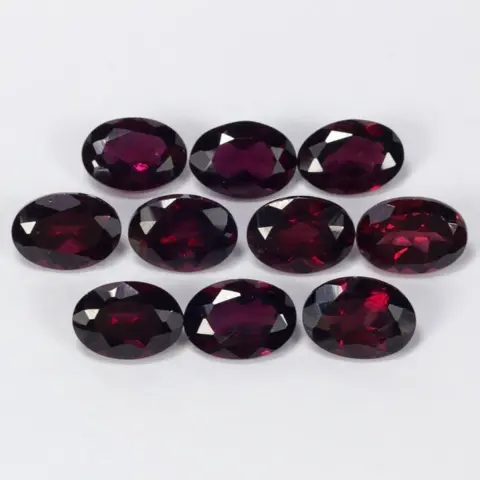 10 pcs Geen reserve - paars Granaat - 10.55 ct