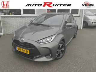 Toyota Yaris 1.5 Hybrid Style blindspot info stoelverwarming