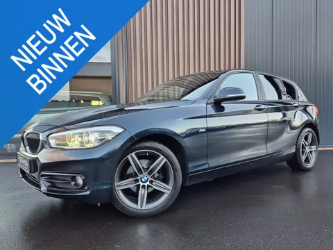 BMW 1-serie 118i M Sport Line Shadow Executive | Navi | LED | Sportinterieur