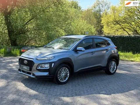 Hyundai Kona 1.6 T-GDI Fashion AUTOMAAT I CAMERA I PDC I CARPLAY I MOOI