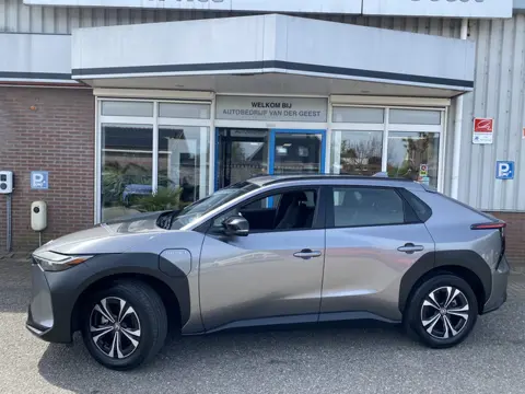 Toyota Bz4x Active 71 kWh SOH 98,47% (bj 2024, automaat)