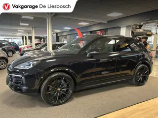 Porsche Cayenne 2.9 S / 444 pk / Pano / stoelen 14 voudig / Leder / Navigatie / Bose / camera / 22 i