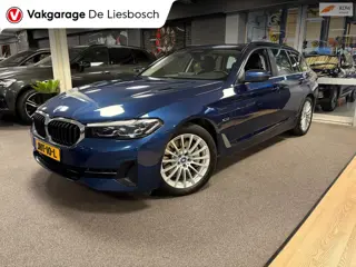 BMW 5-serie Touring 530e Business Edition Plus / trekhaak / Leder / pdc / 360 camera
