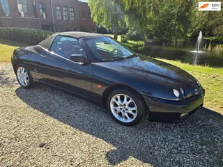 Alfa Romeo Spider 2.0 JTS LEER/electr kap