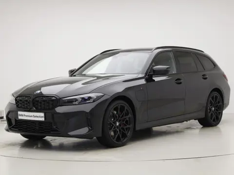 BMW 3 Serie Touring 330e M-Sport Pro | Panorama | 20" Styling 795M | Hifi | Camera | Stoelverwarming