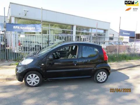 Peugeot 107 1.0-12V Sublime,nieuwe koppeling op deze km stand,5deurs,airco