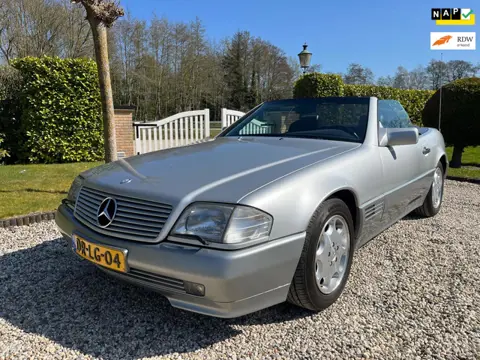 Mercedes-Benz SL-klasse 300 SL-24 NL geleverd