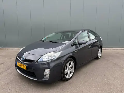 Toyota Prius 1.8 Dynamic HUD | CAMERA | ONDERHOUDSBOEKJE !