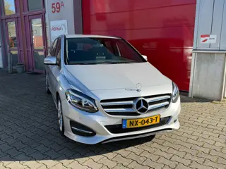 Mercedes-Benz B-klasse 180 d 109pk Business Solution Automaat / Trekhaak / Led koplampen / Cruise / 