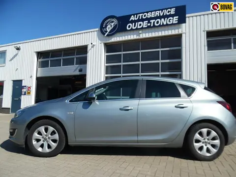 Opel Astra 1.4 Turbo Edition