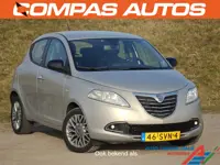 Lancia Ypsilon 0.9 TwinAir Silver Plus (bj 2011)