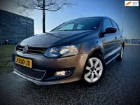Volkswagen Polo 1.2-12V STYLE UITVOERING, NIEUWSTAAT!! NIEUWE DISTRIBUTIEKETTING, APK!!