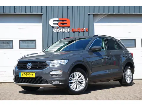 Volkswagen T-Roc 1.0 TSI Style | CLIMATE | TREKHAAK | CARPLAY | ACC | NAVI |