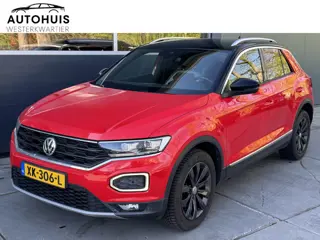 Volkswagen T-Roc 1.5 TSI 150pk DSG Sport Stoelverwarming Virtual Cockpit Navigatie Trekhaak Climate 