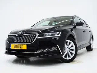 Škoda Superb Combi 1.4 TSI iV 218PK Style | Trekhaak | Camera | Keyless | Adaptive Cruise | Virtual 