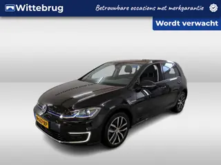 Volkswagen e-Golf E-DITION / SOH 92%/ AUTOMAAT/ NAVI/ CLIMATE/ LED/ CRUISE/ 17" LMV