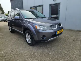 Mitsubishi Outlander 2.2 DI-D Intense Grijs Kenteken