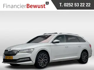 Škoda Superb Combi 1.4 TSI iV AUT6 LAURIN & KLEMENT 94D.KM! PANODAK LEDER NAVI CAMERA VIRTUAL-DASH A