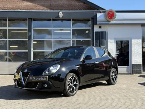 Alfa Romeo Giulietta 1.4 Turbo Sport Super | Leer | Open dak |
