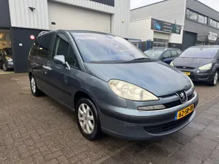 Peugeot 807 2.0 ST