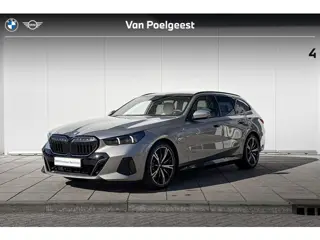 BMW 5 Serie Touring 530e M Sport M-Sport Pro / Elektrisch Wegklapbare Trekhaak / 20 inch / Driving A