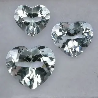 3 pcsWitte Beryl - 5.29 ct