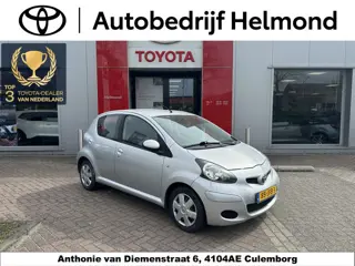 Toyota Aygo 1.0-12V Comfort | Allweather banden | Airco | Perfecte eerste auto