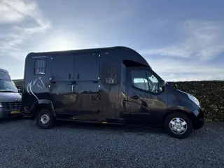 Renault Master PAARDENWAGEN | HORSETRUCK | STX | PRO SAFETY 5 | 2014 | PRO SAFETY | DUB CAB | AUTOMA