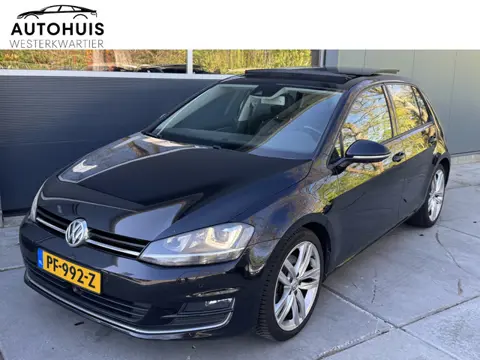 Volkswagen Golf 1.4 TSI 140pk DSG ACT Highline Leer Panoramadak Xenon Stoelverwarming Navigatie Adap