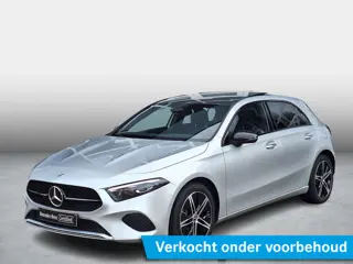 Mercedes-Benz A-klasse 250 e | Panoramadak | Night Pakket | MULTIBEAM LED Koplampen | Apple CarPlay 