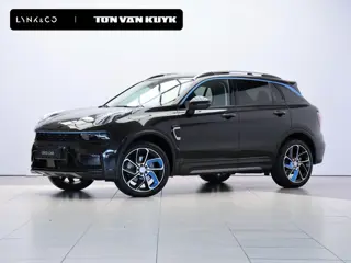 Lynk & Co 01 1.5 / Carplay / Camera / Adaptive Cruise / Panoramadak / Dodehoekdetectie / Stoelverwar