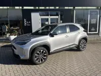 Toyota Yaris Cross 1.5 Hybrid 130 Dynamic // Met Comfort Pakket // Roel 0492-588951 dodehoekdet. ver