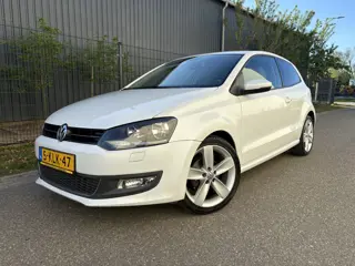 Volkswagen Polo 1.2 TSI BlueMotion Highline / NAVI / CRUISE / STOELVERWARMING / AIRCO