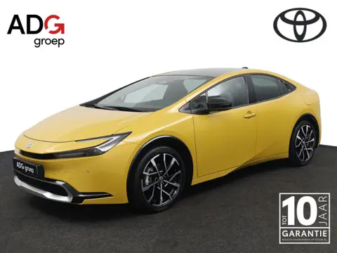 Toyota Prius 2.0 Plug-in Hybrid 220 Executive Panoramisch dak NIEUW!