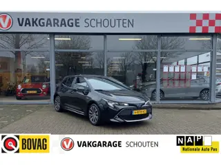 Toyota Corolla 1.8 Hybrid Business Plus | Trekhaak