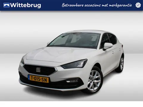 SEAT Leon 1.5 eTSI 150pk Style Business Intense / Navigatie / LM 16 inch / Park Assist / Camera / Ke