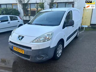 Peugeot Partner 122 1.6 HDI L1 XT / Airco / 3-zits